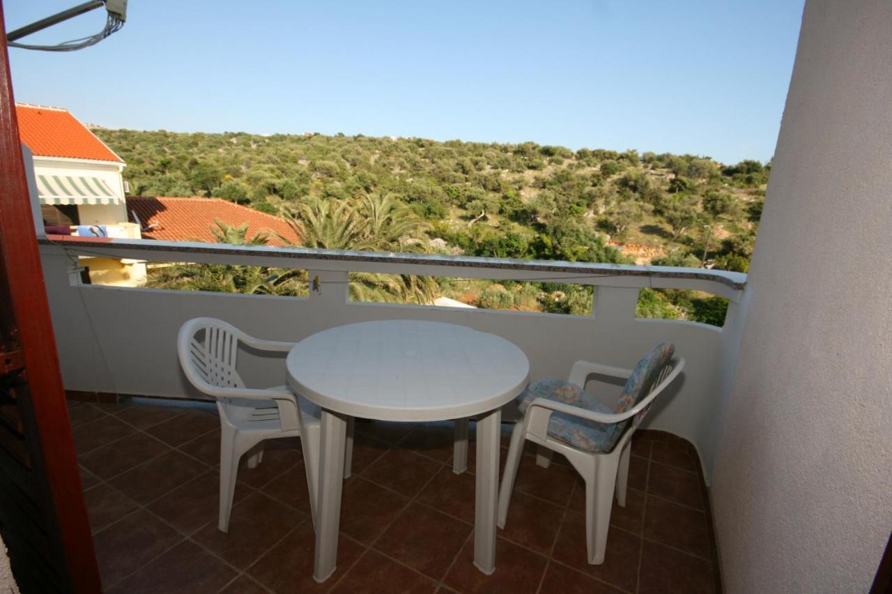 Apartments And Rooms By The Sea Jakisnica, Pag - 4160 Lun  Zewnętrze zdjęcie