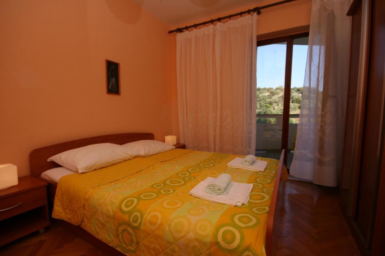 Apartments And Rooms By The Sea Jakisnica, Pag - 4160 Lun  Zewnętrze zdjęcie