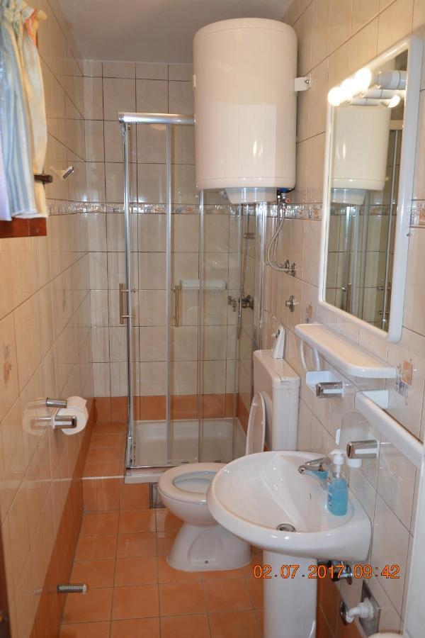 Apartments And Rooms By The Sea Jakisnica, Pag - 4160 Lun  Zewnętrze zdjęcie