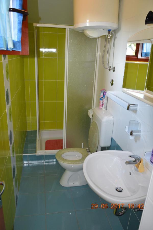 Apartments And Rooms By The Sea Jakisnica, Pag - 4160 Lun  Zewnętrze zdjęcie