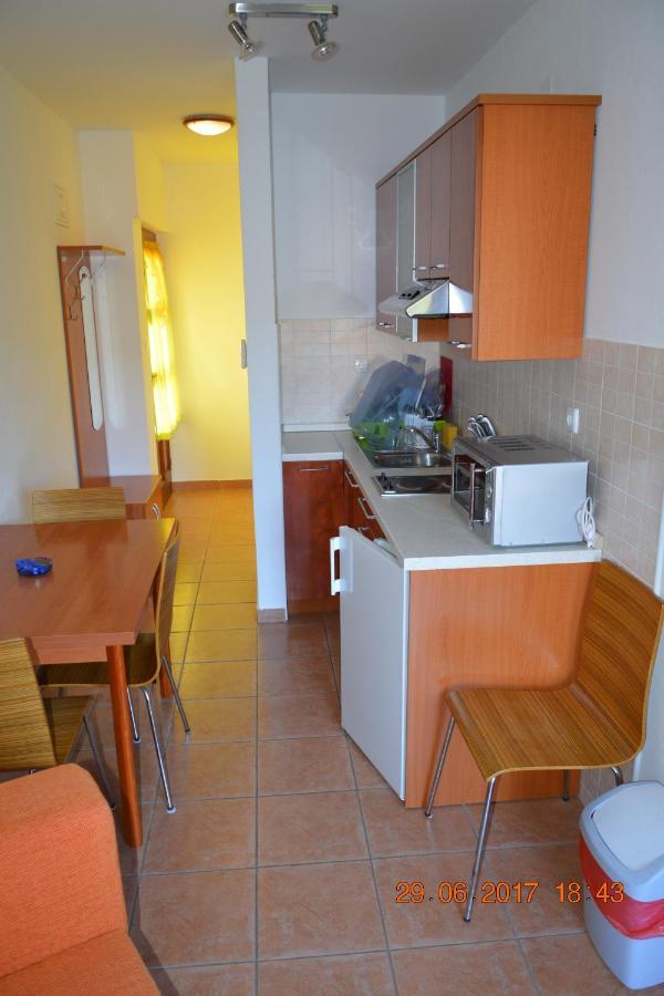 Apartments And Rooms By The Sea Jakisnica, Pag - 4160 Lun  Zewnętrze zdjęcie