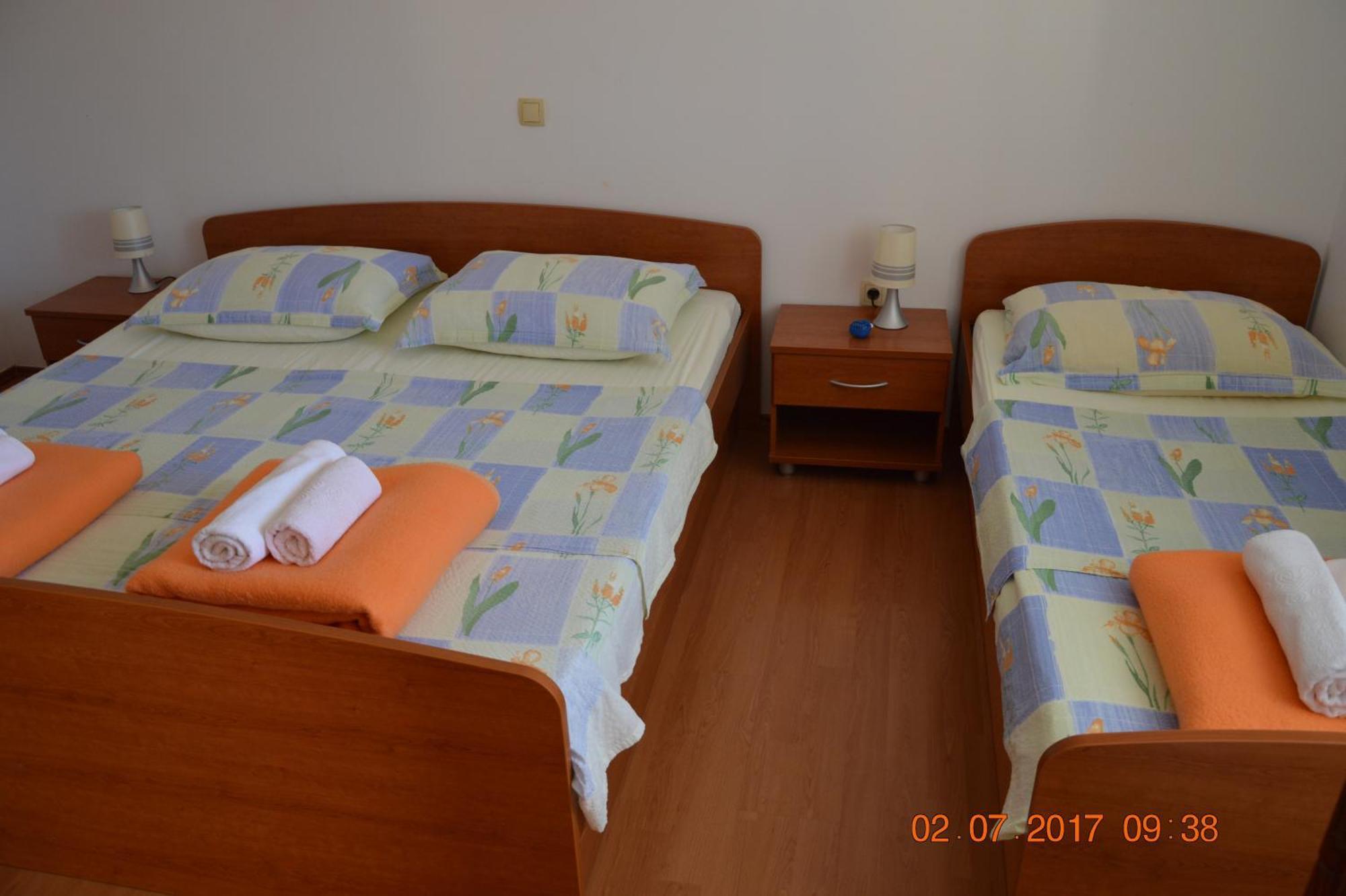 Apartments And Rooms By The Sea Jakisnica, Pag - 4160 Lun  Pokój zdjęcie